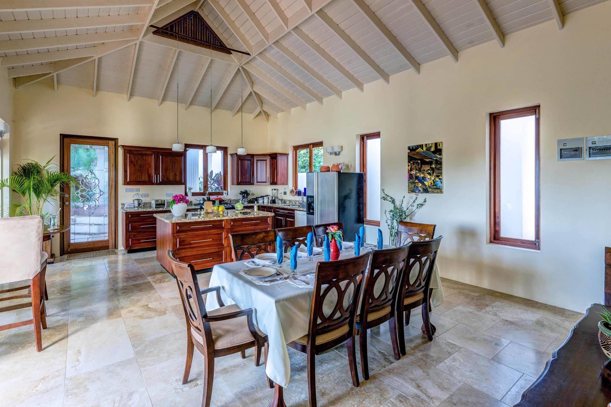 Sadewa Villa Port Elizabeth ภายนอก รูปภาพ