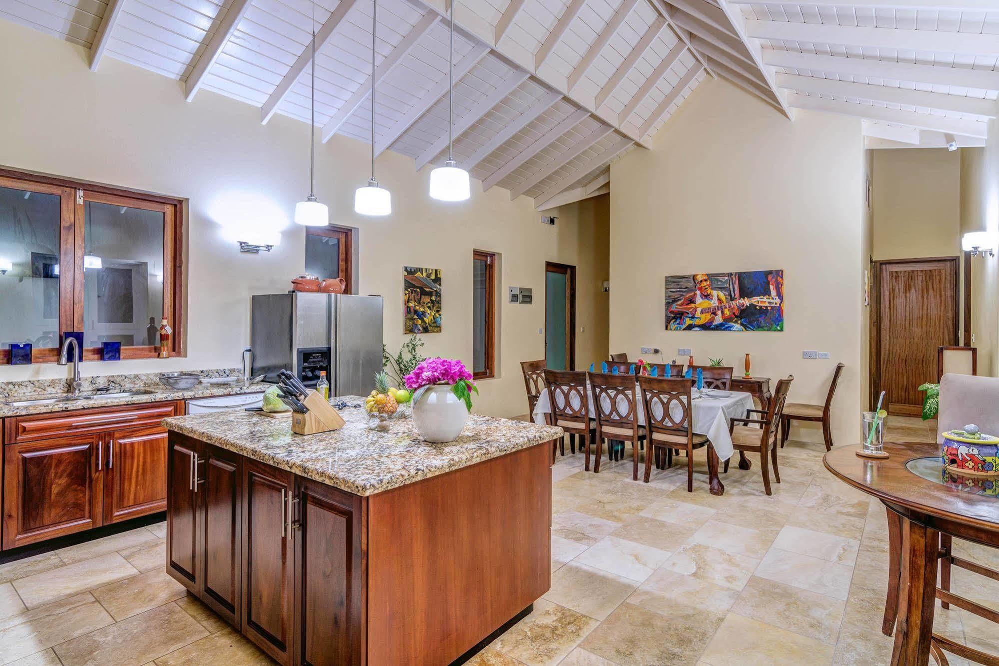 Sadewa Villa Port Elizabeth ภายนอก รูปภาพ